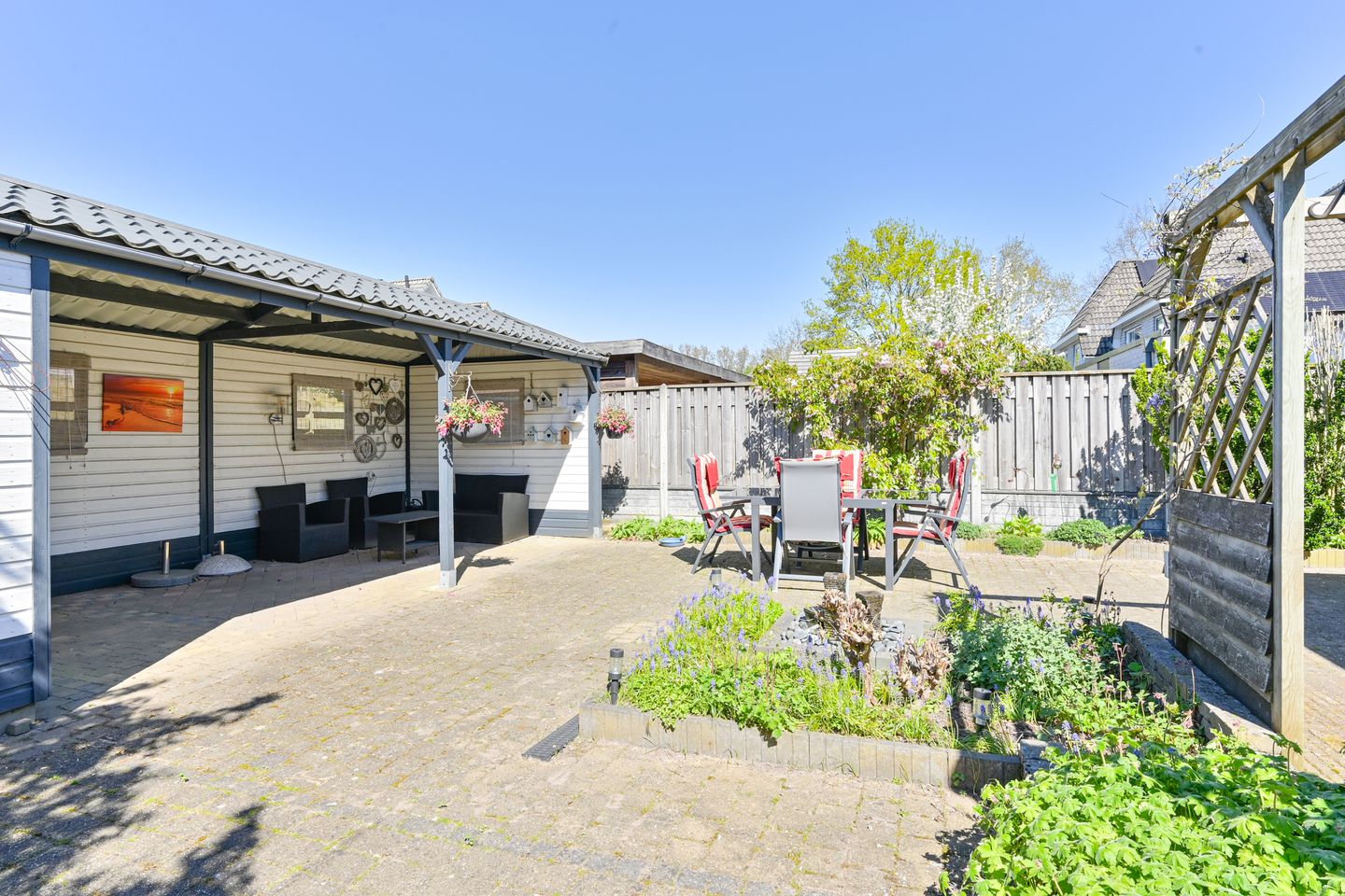 Foto 59 van Purperreiger 10