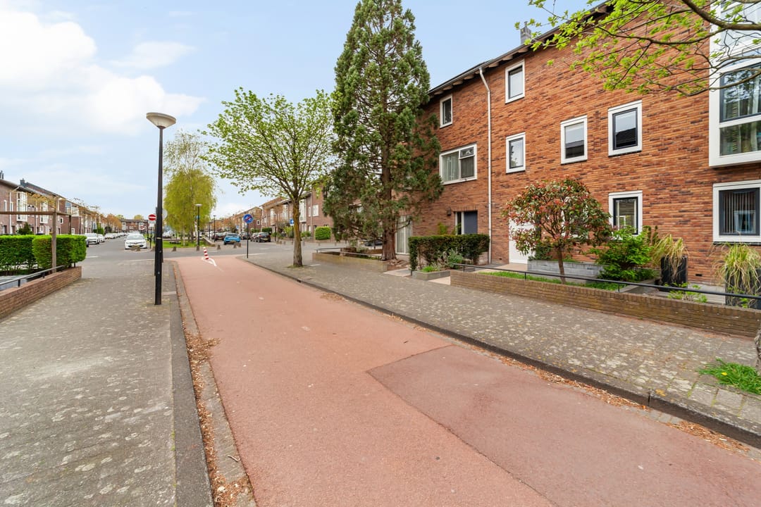 Foto 7 van Wim Sonneveldstraat 7