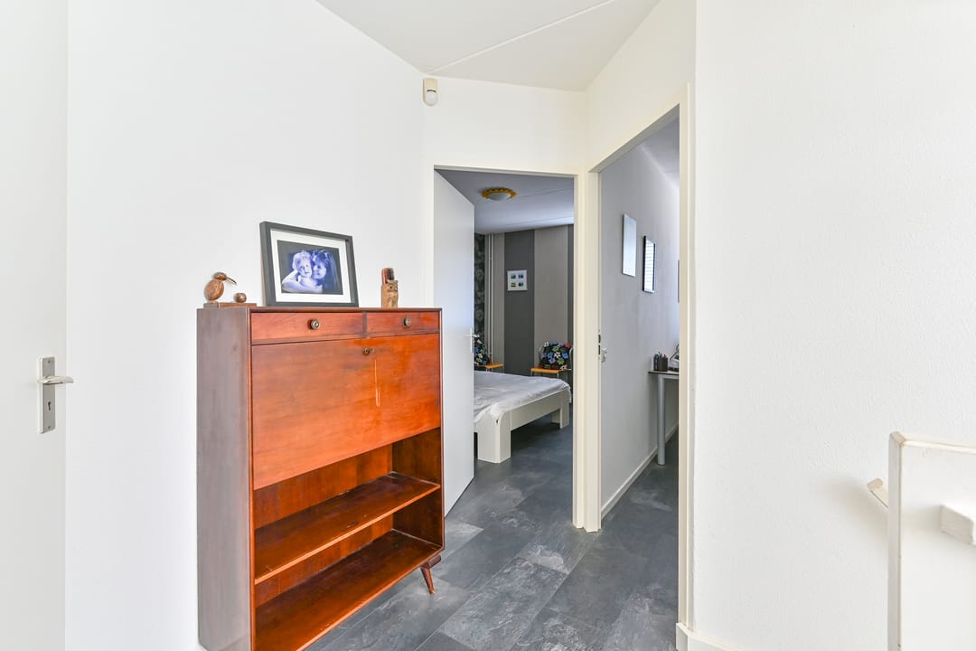 Foto 31 van Purperreiger 10