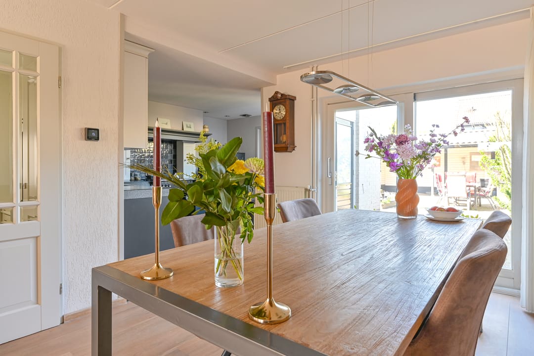 Foto 17 van Purperreiger 10