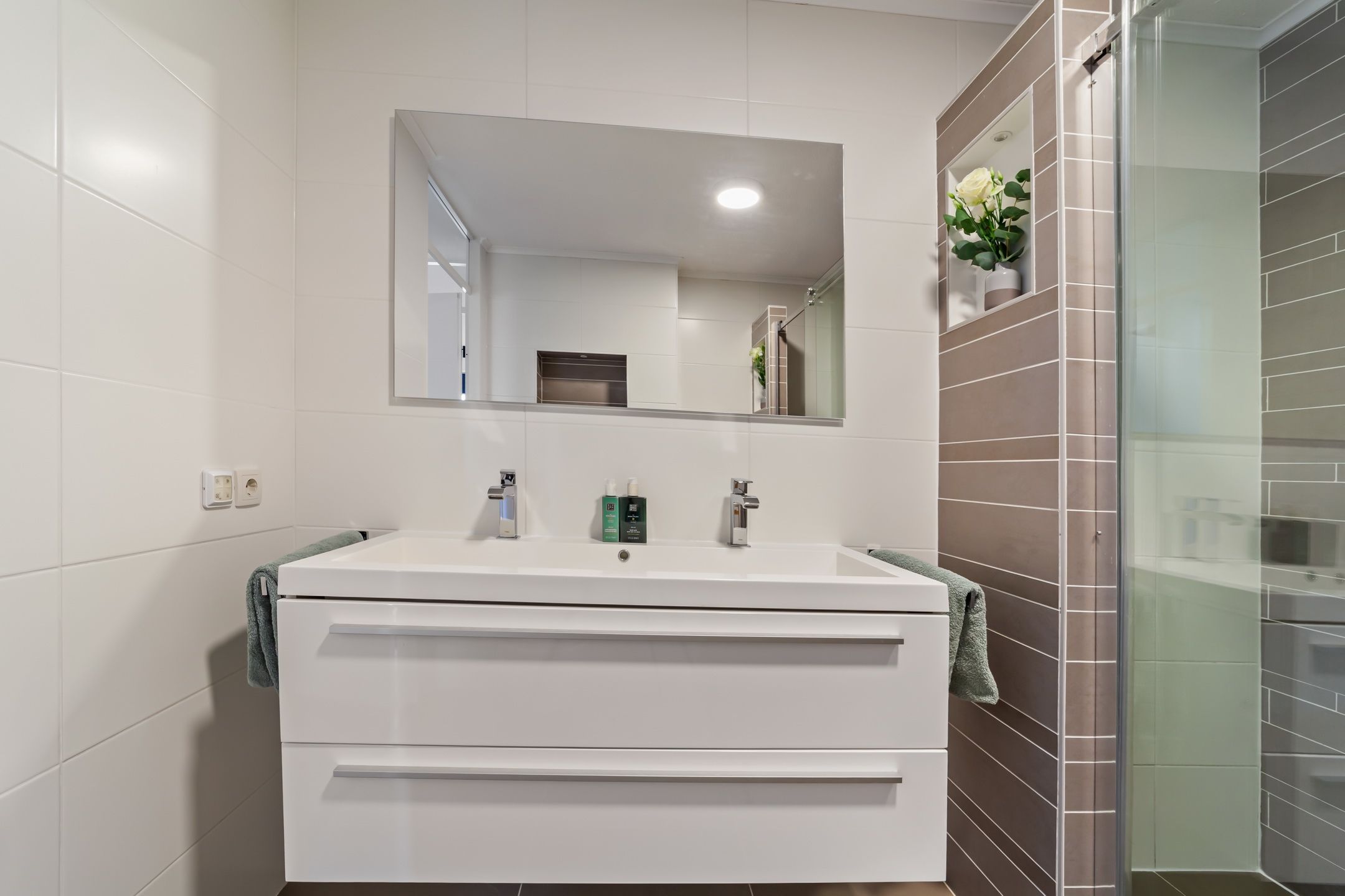 Foto 33 van Wim Sonneveldstraat 7