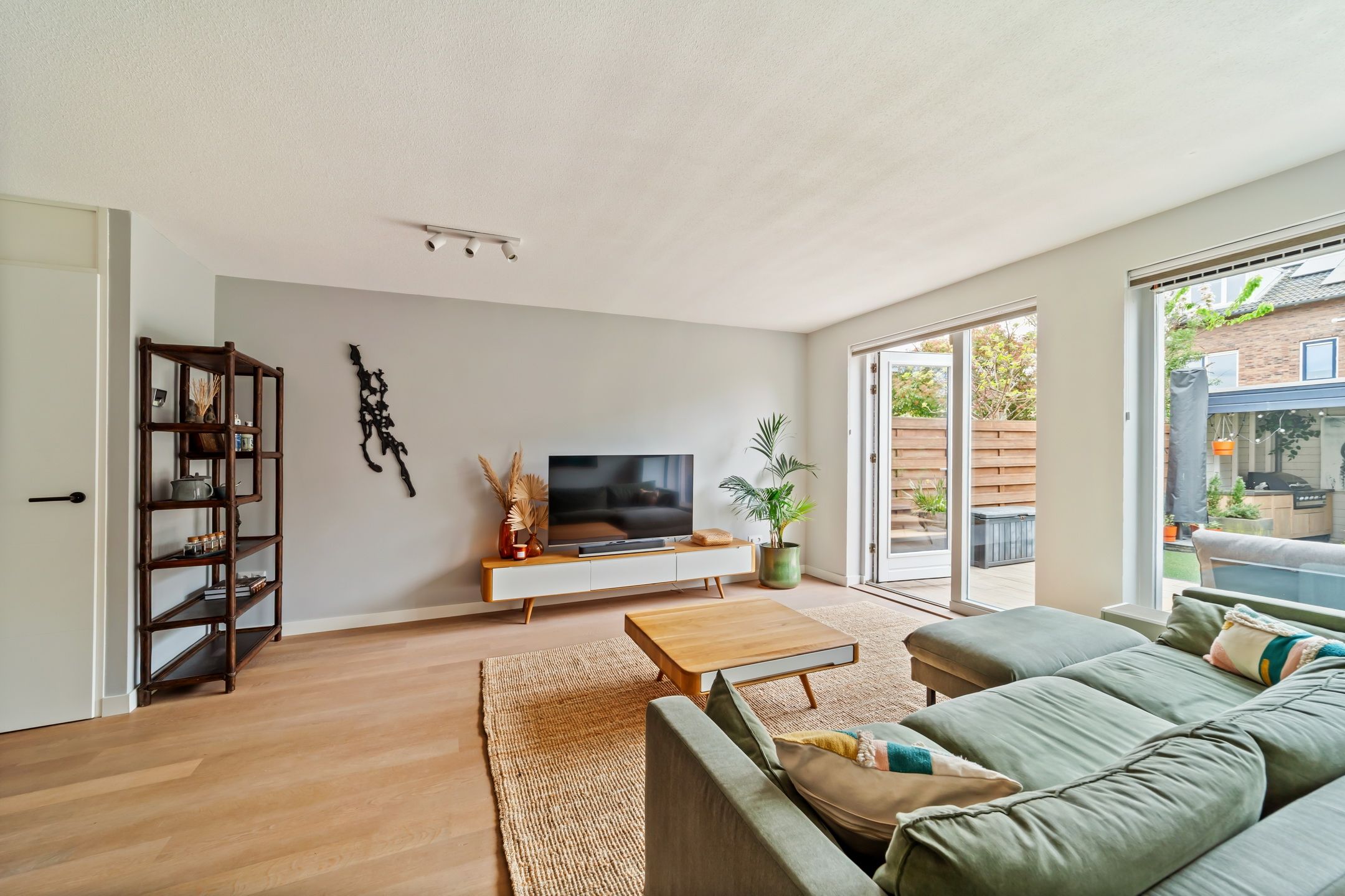 Foto 15 van Wim Sonneveldstraat 7