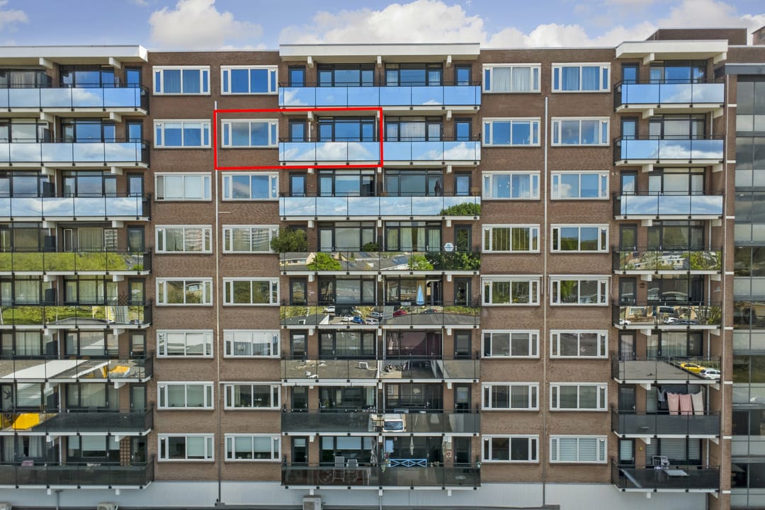 Photo 2 of Nederlandplein 87