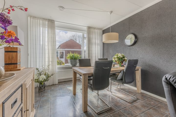 Photo 4 of Dokter Bonstraat 94