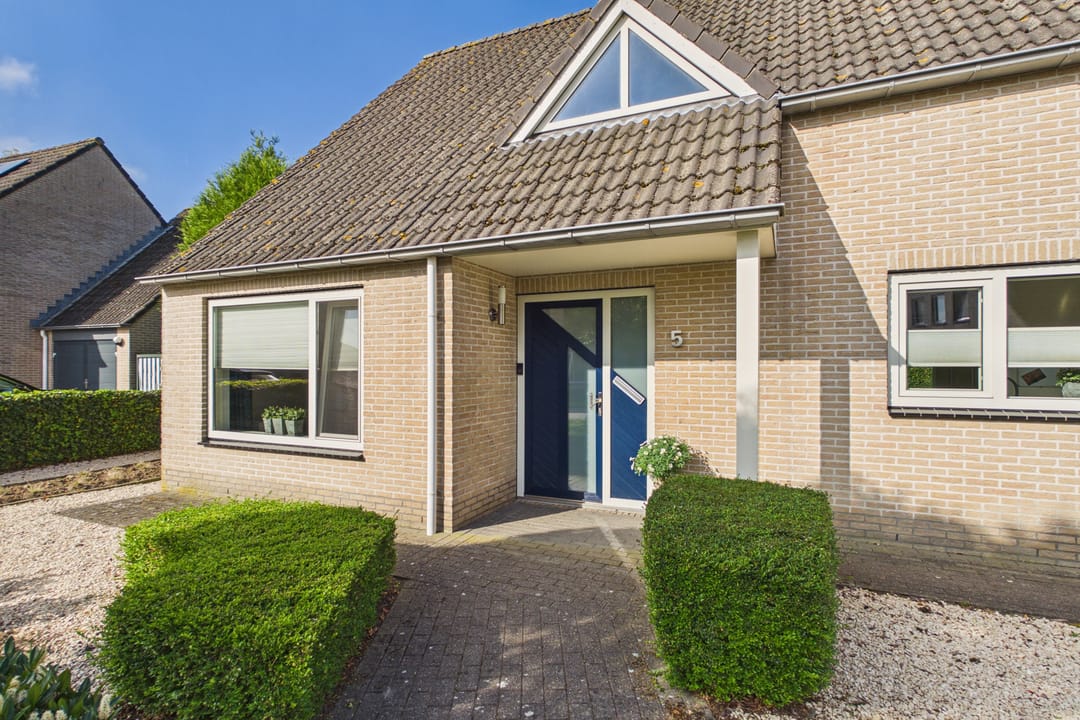 Foto 7 van van Riebeecklaan 5