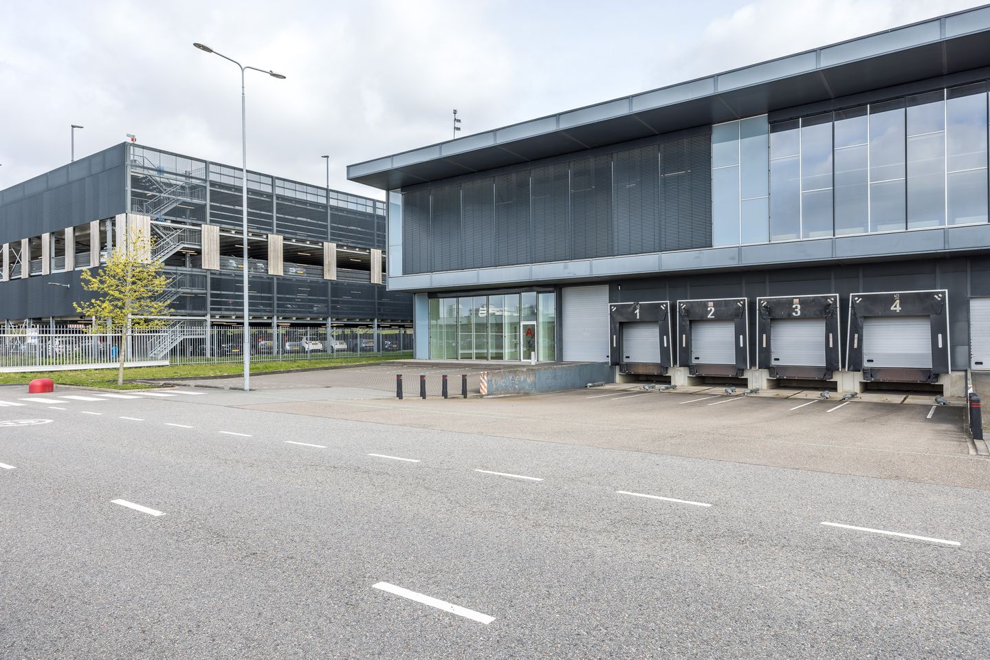 Bekijk foto 3 van Rijnlanderweg 766-A