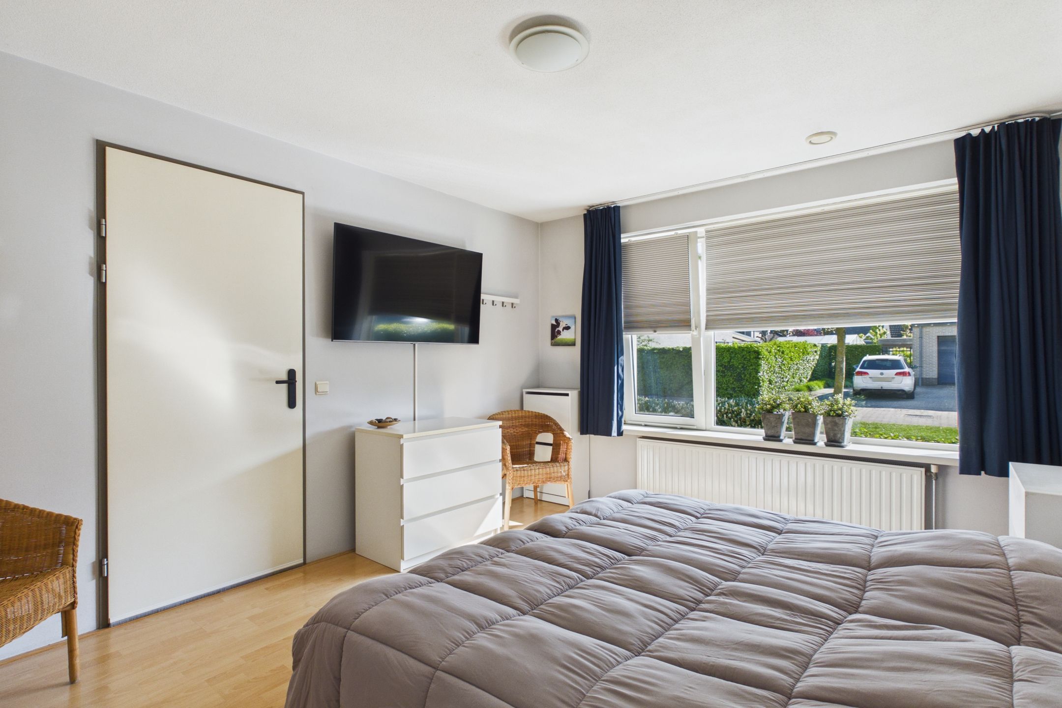 Foto 24 van van Riebeecklaan 5