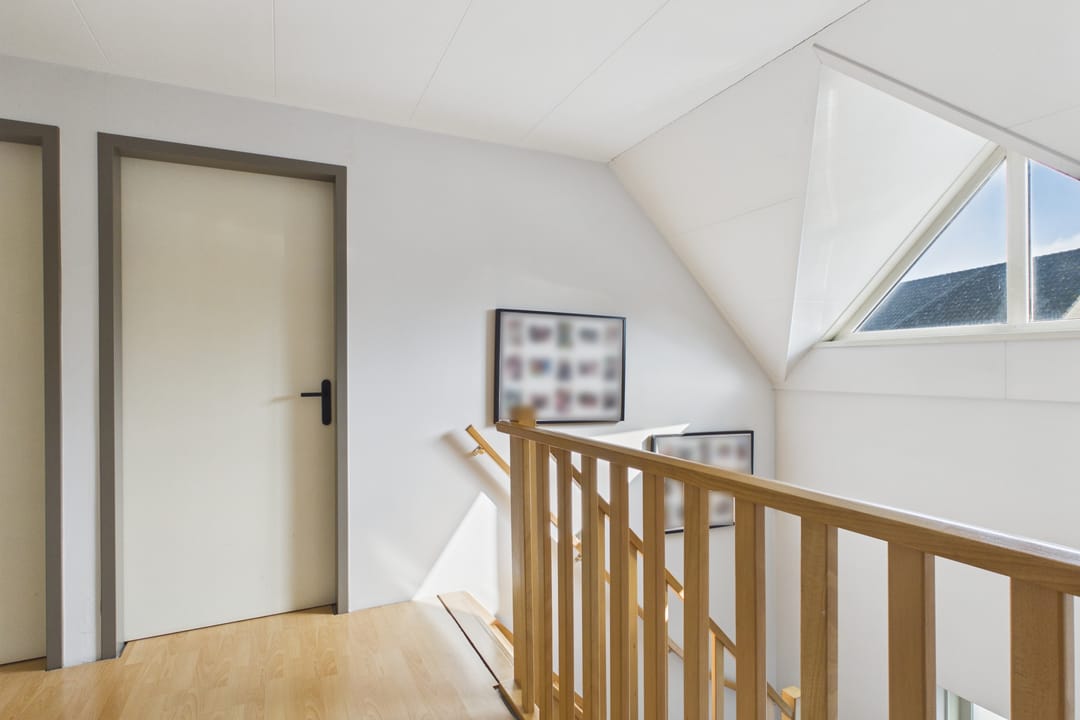 Foto 32 van van Riebeecklaan 5