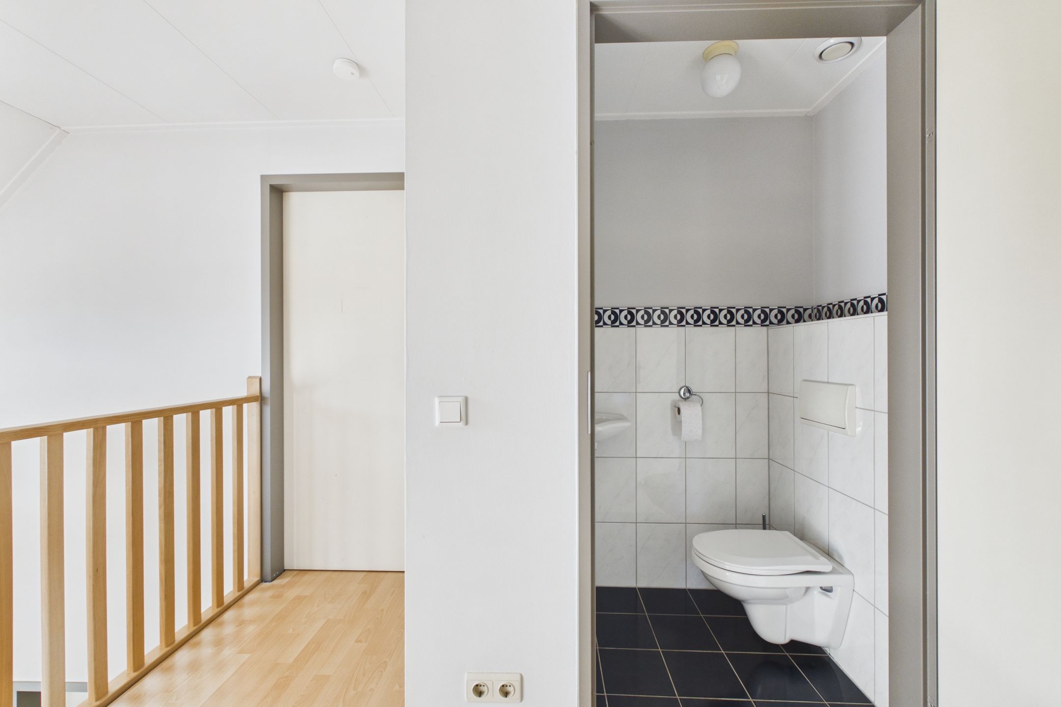 Foto 33 van van Riebeecklaan 5