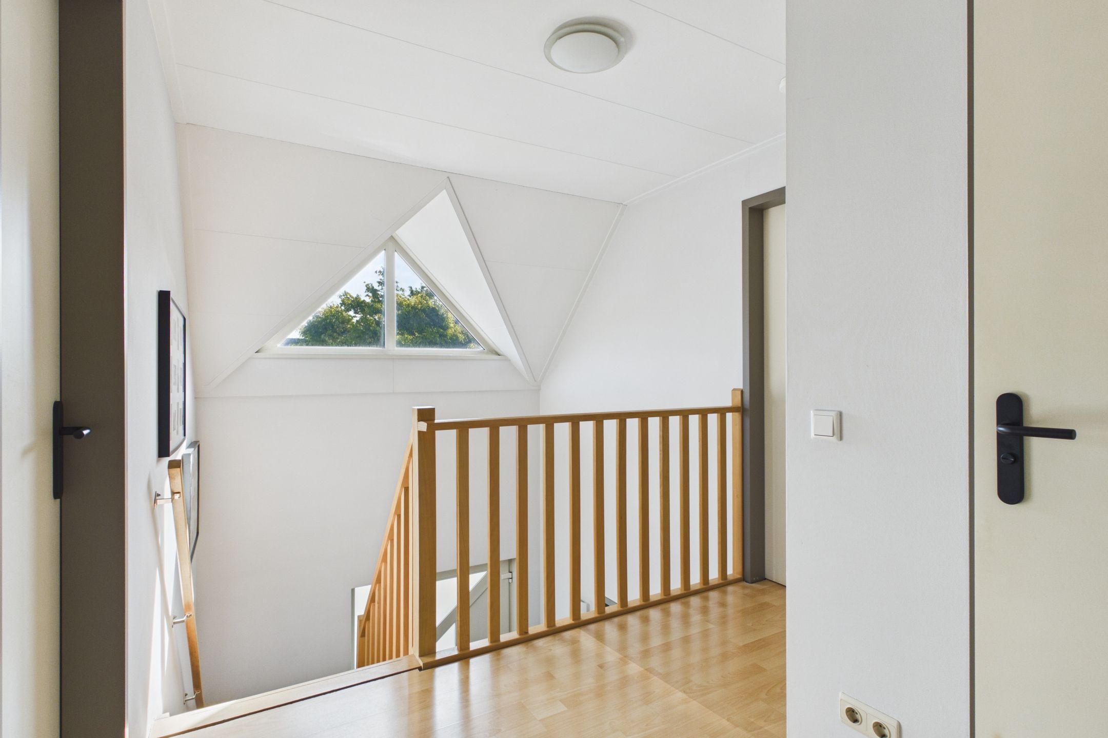 Foto 30 van van Riebeecklaan 5