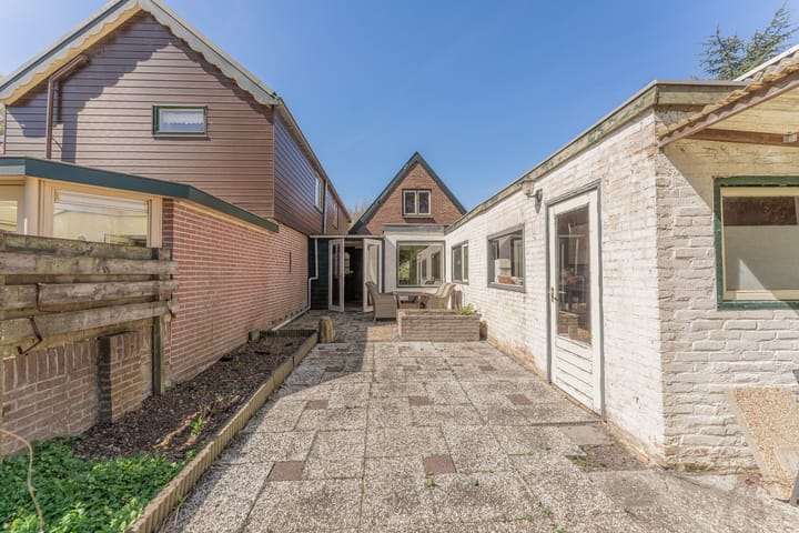 Foto 2 van Molenbuurt 5