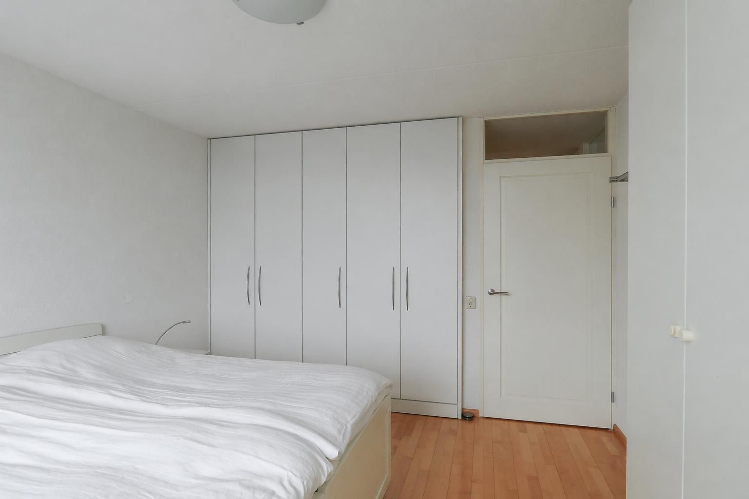 Foto 27 van Cornelis Outshoornplaats 44