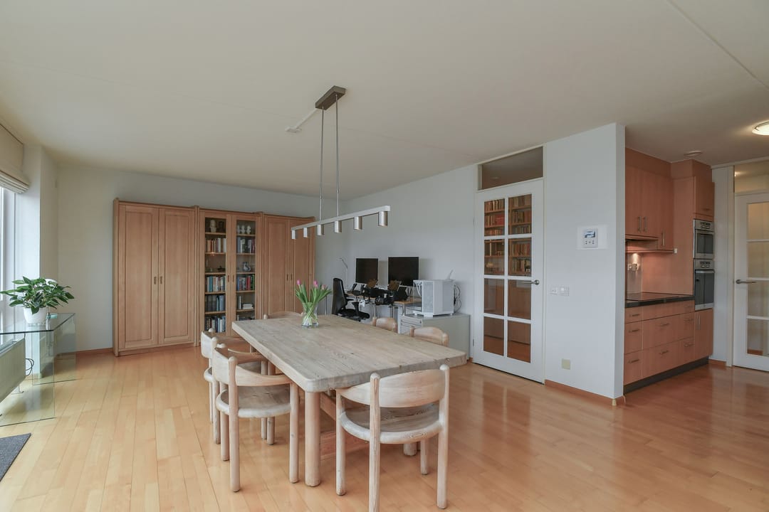 Foto 13 van Cornelis Outshoornplaats 44