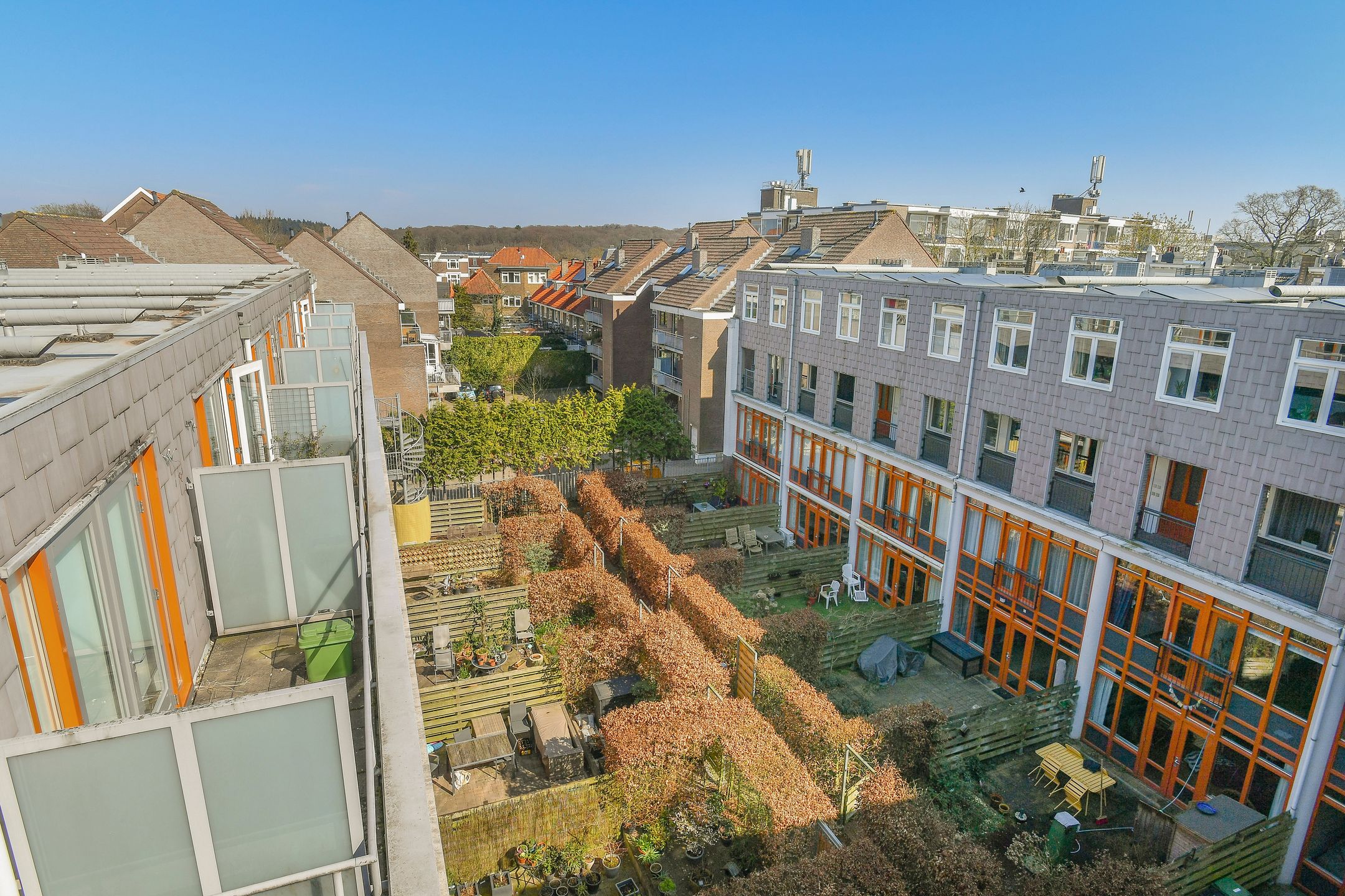 Foto 21 van Cornelis Outshoornplaats 44