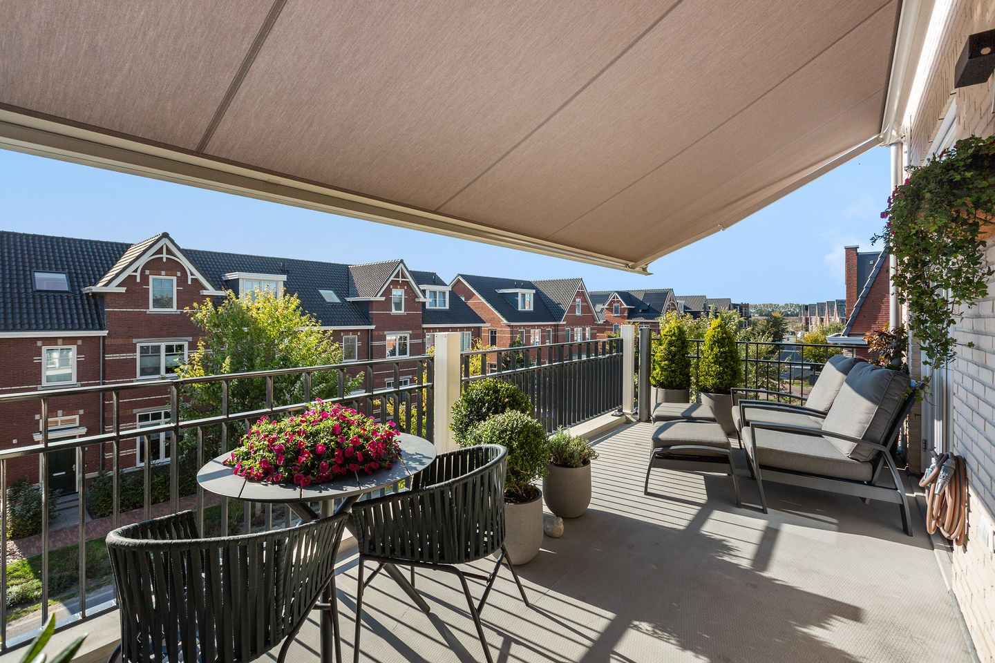 Foto 25 van Verreweg 166