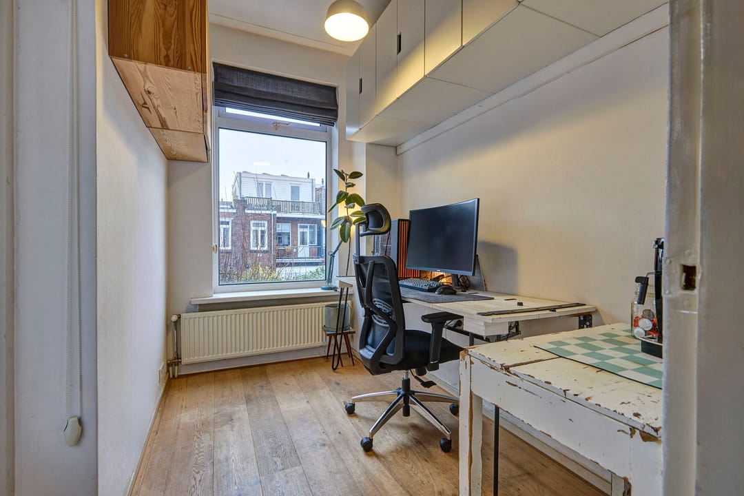 Photo 13 of Lucas Meijerstraat 14-RD