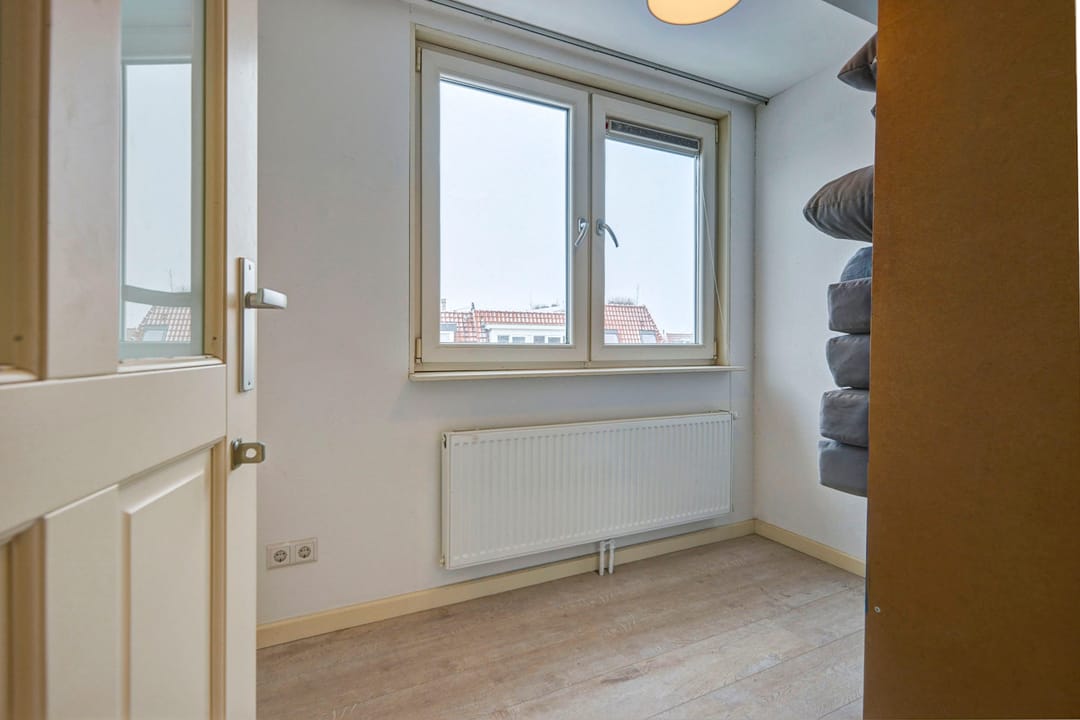 Photo 26 of Lucas Meijerstraat 14-RD