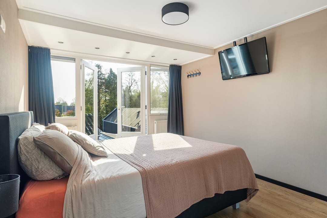 Photo 37 of Mr. P.J. Troelstraweg 182