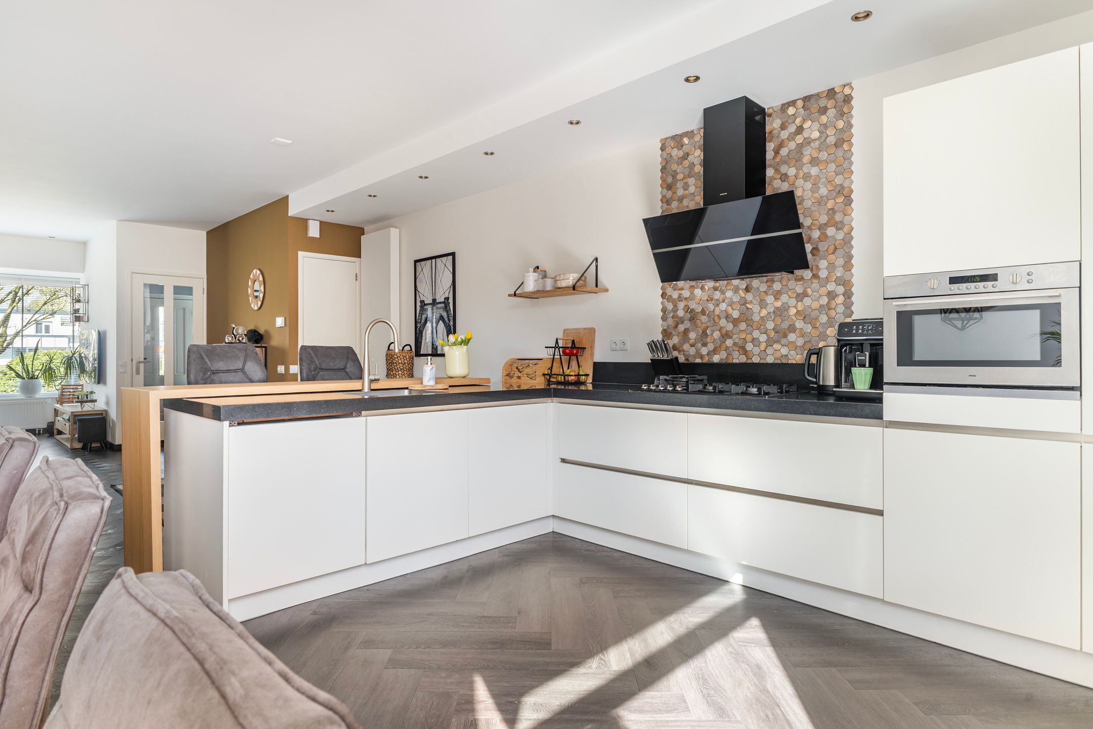 Photo 18 of Mr. P.J. Troelstraweg 182