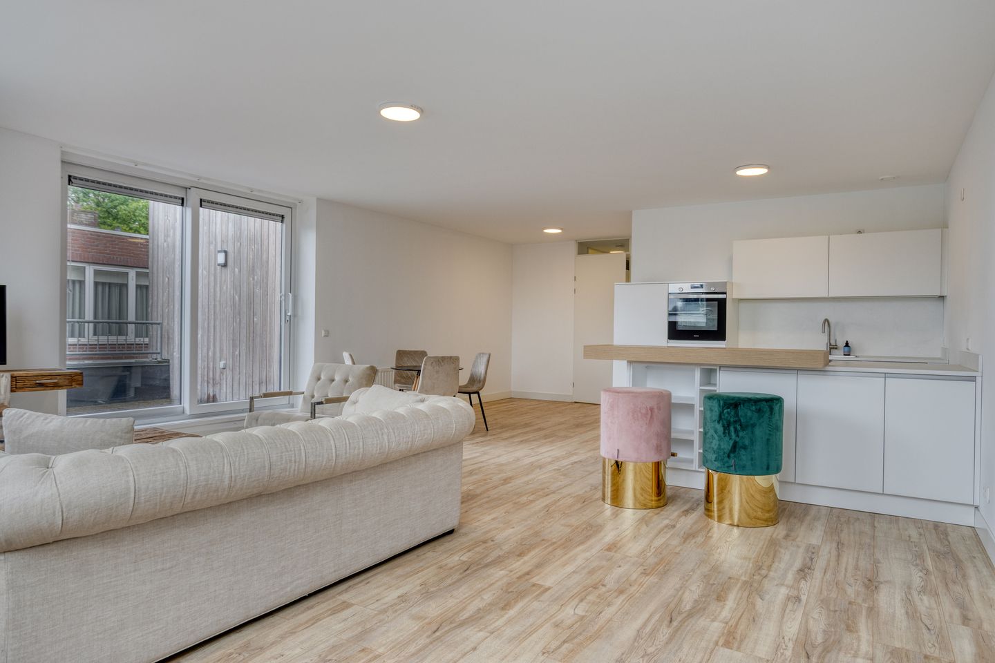 Foto 10 van Dam 1-B07