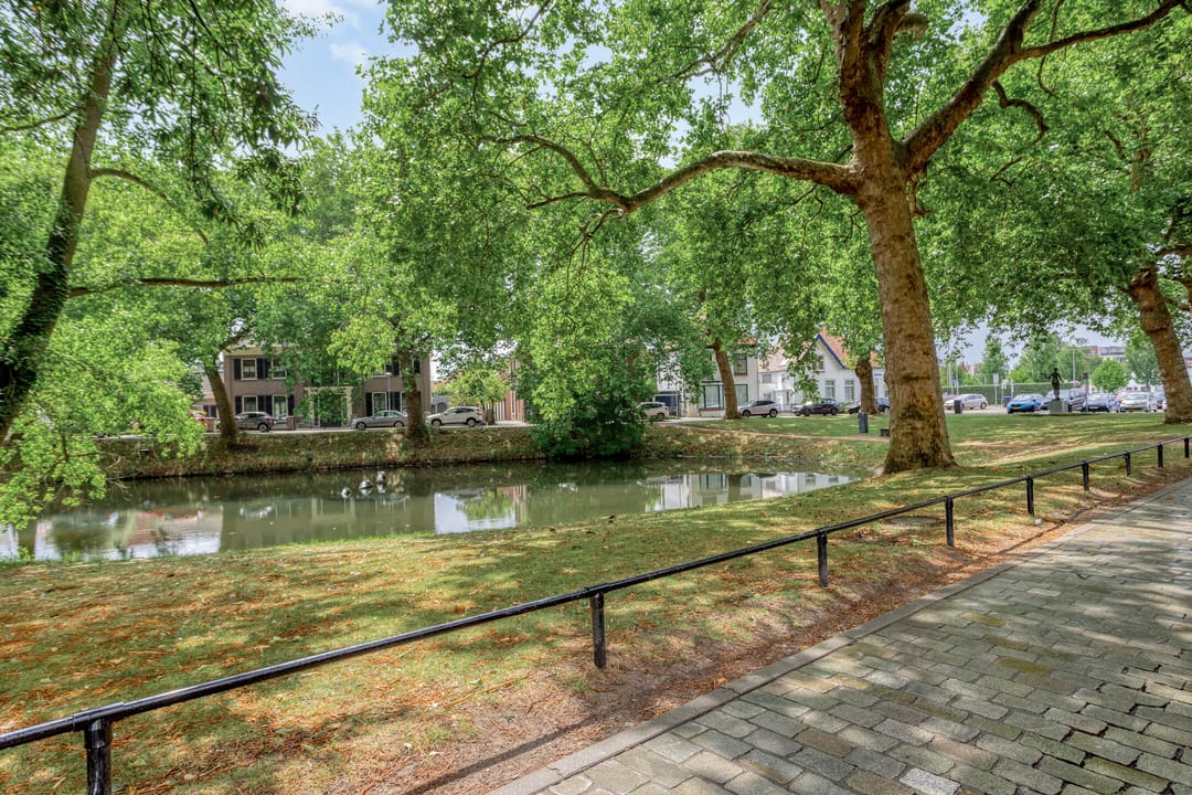 Foto 23 van Dam 1-B07