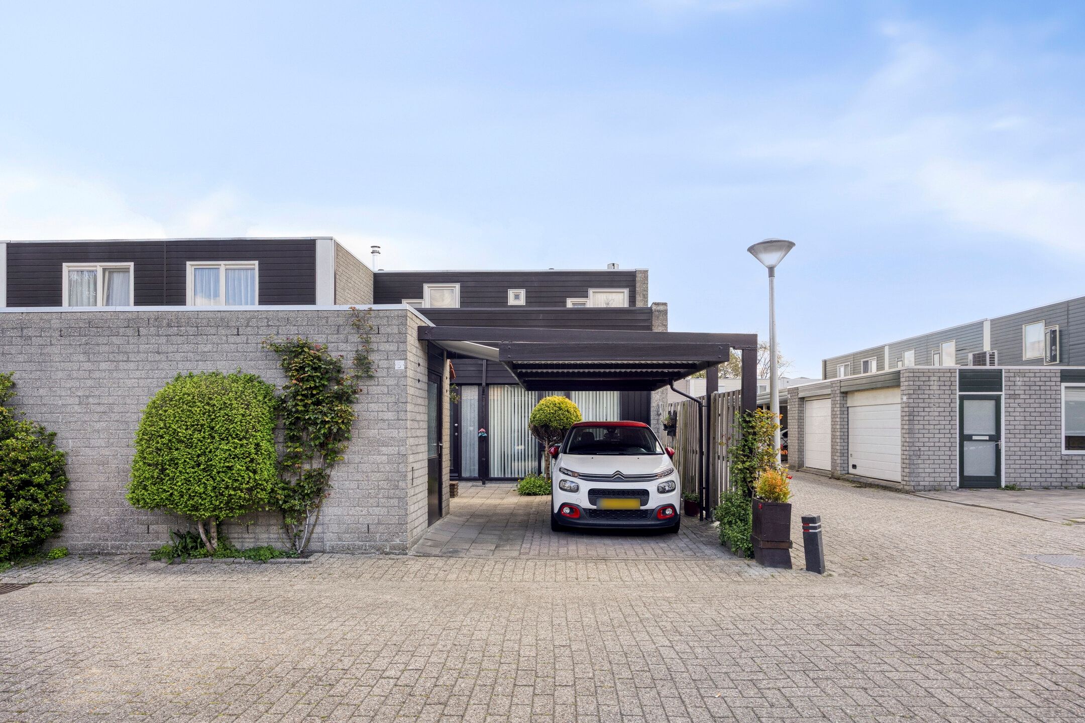 Photo 33 of Venusstraat 5