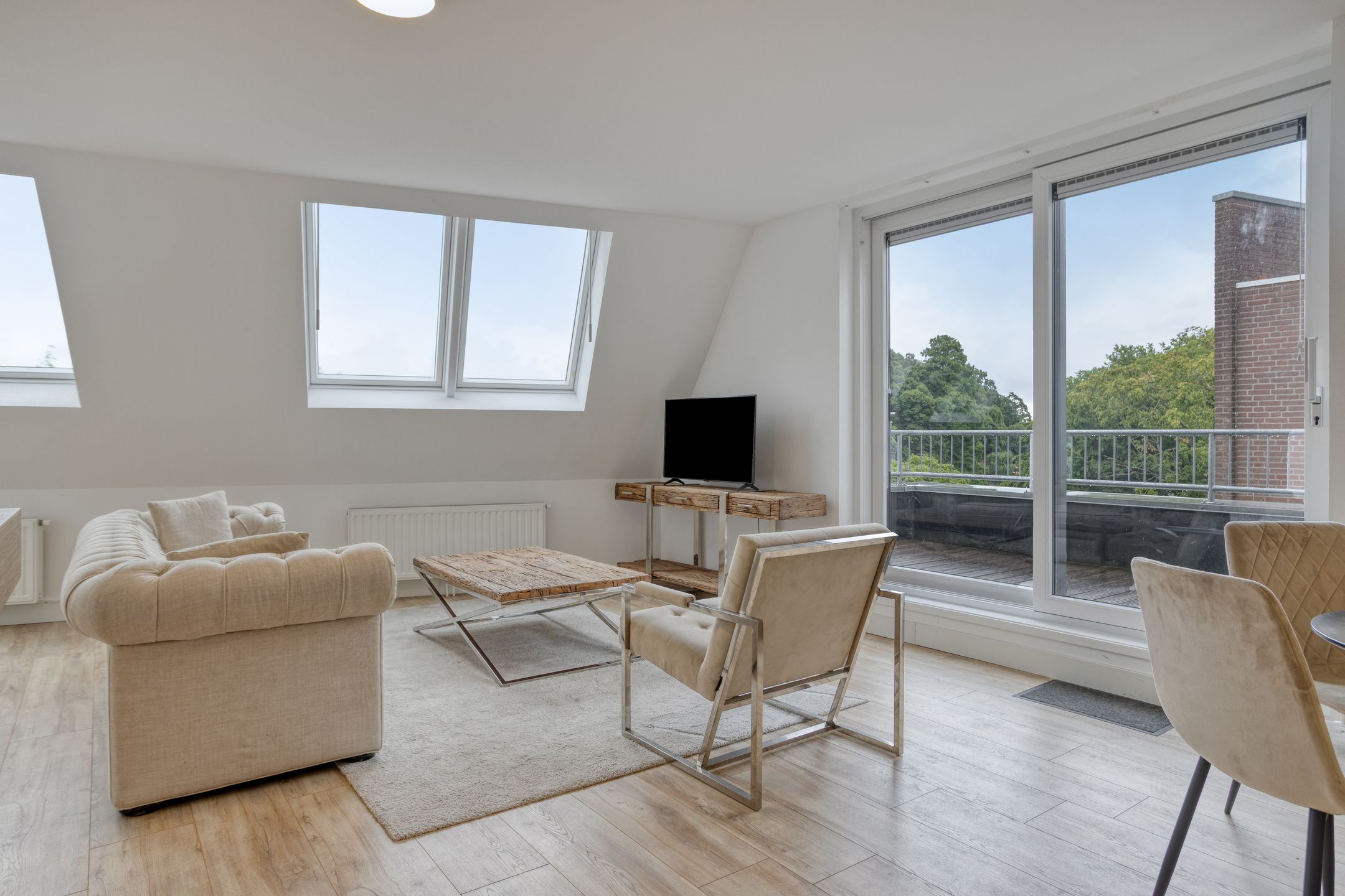 Foto 9 van Dam 1-B07