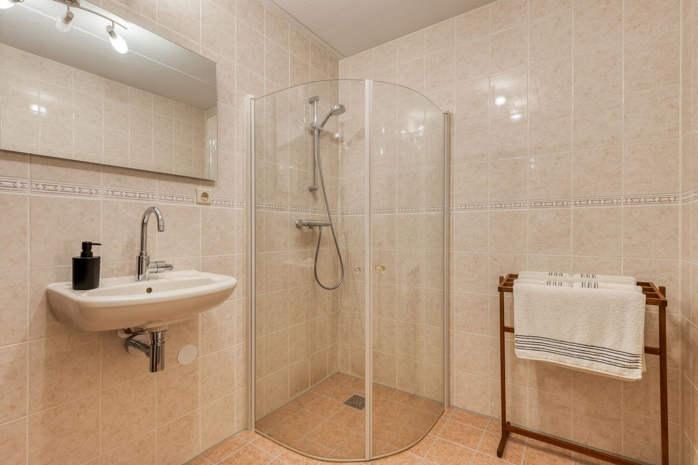 Foto 20 van Alligatorstraat 35