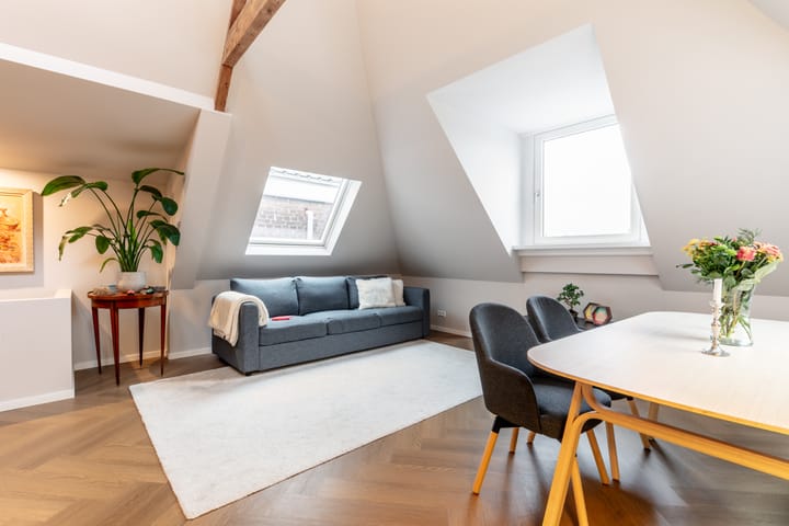 Photo 2 of Westzeedijk 72-B03