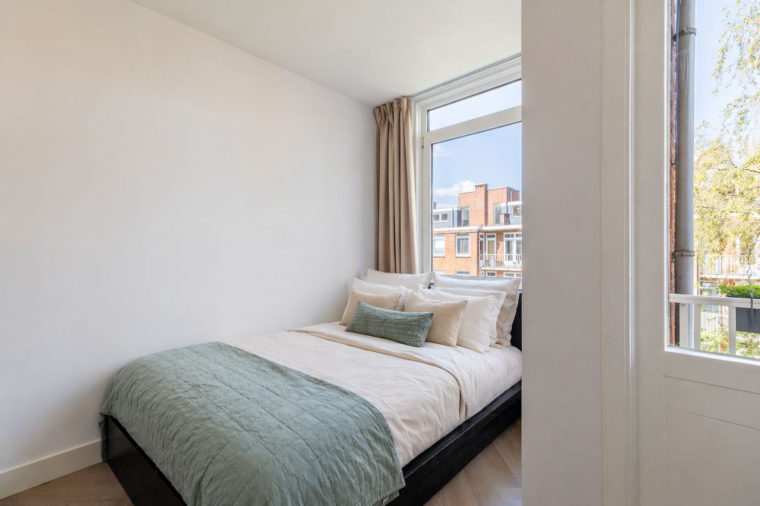 Foto 21 van Waalstraat 136-2