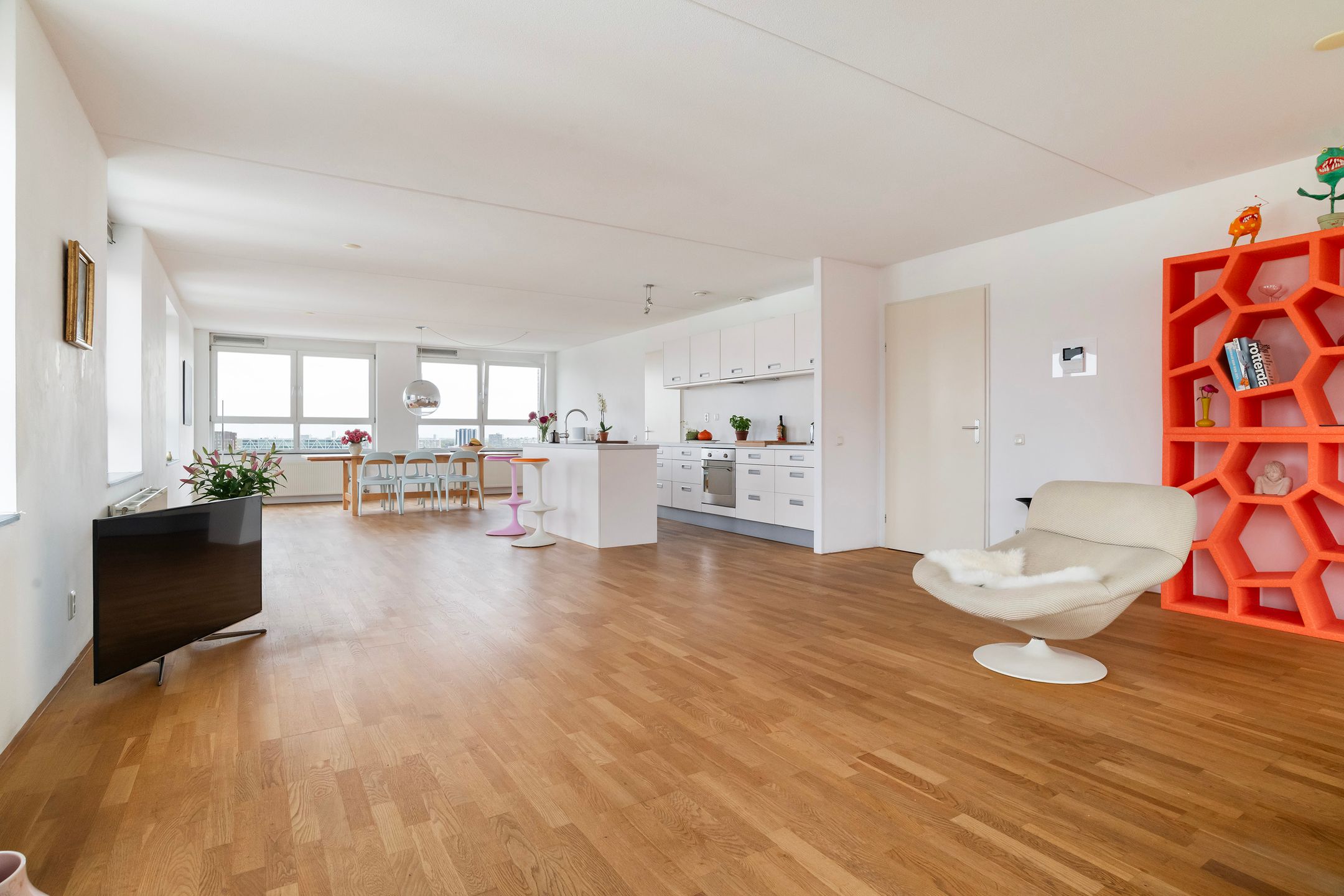 Photo 6 of Laan op Zuid 182