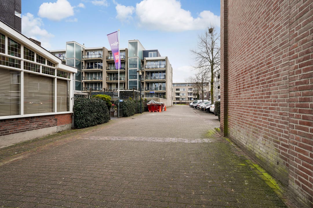 Photo 37 of Stationsstraat 117