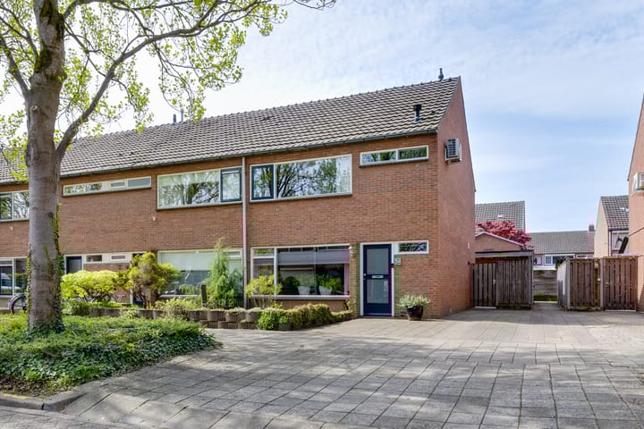 Foto 2 van Trompstraat 9