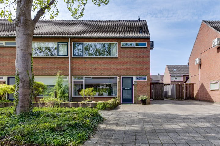 Foto 3 van Trompstraat 9