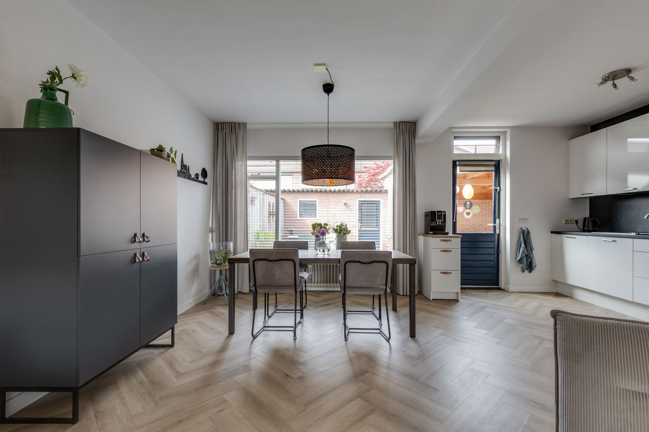 Foto 15 van Trompstraat 9