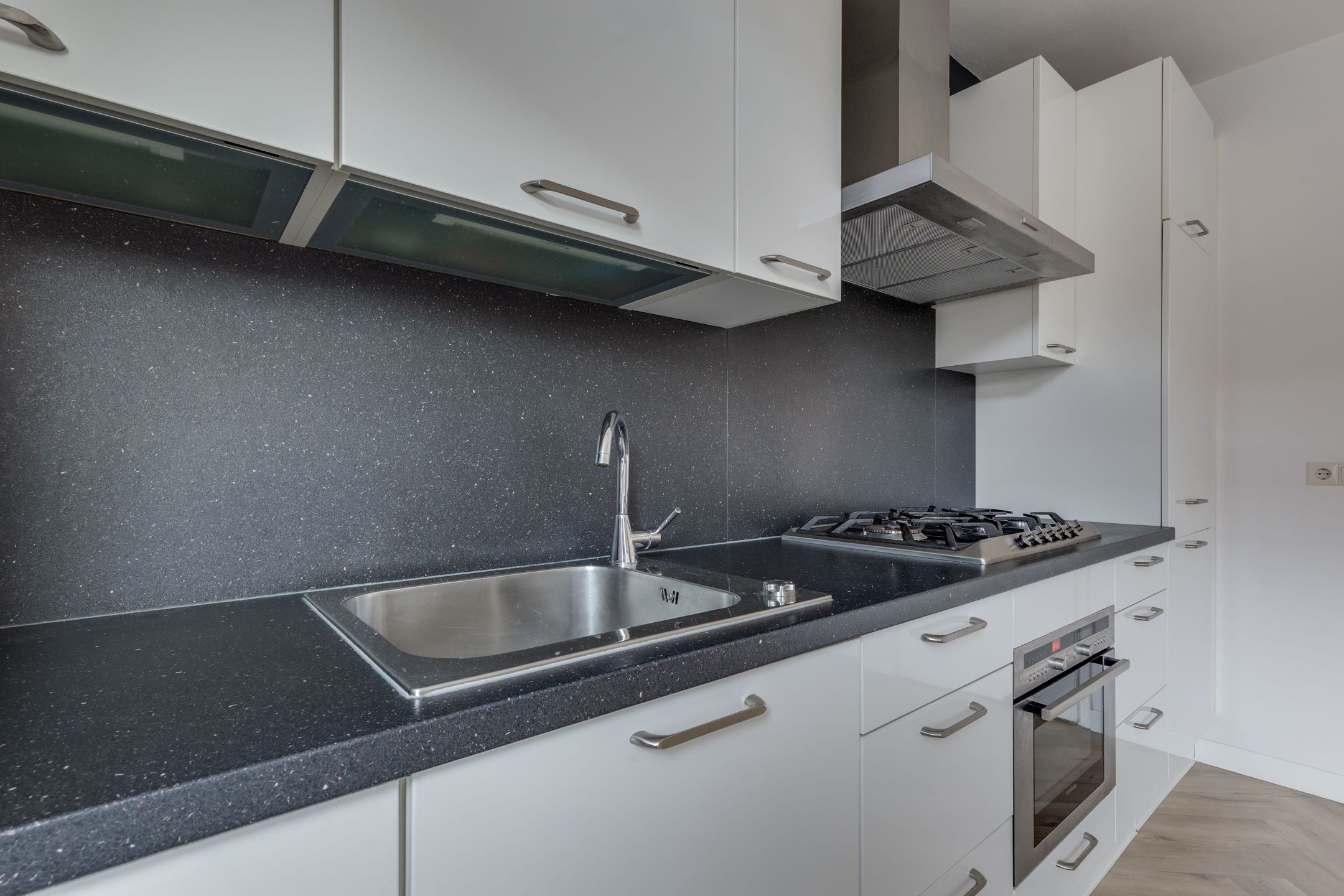 Foto 21 van Trompstraat 9