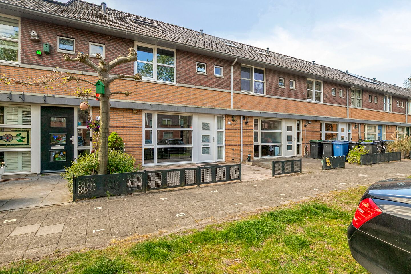 Foto 5 van A. Roland Holststraat 22