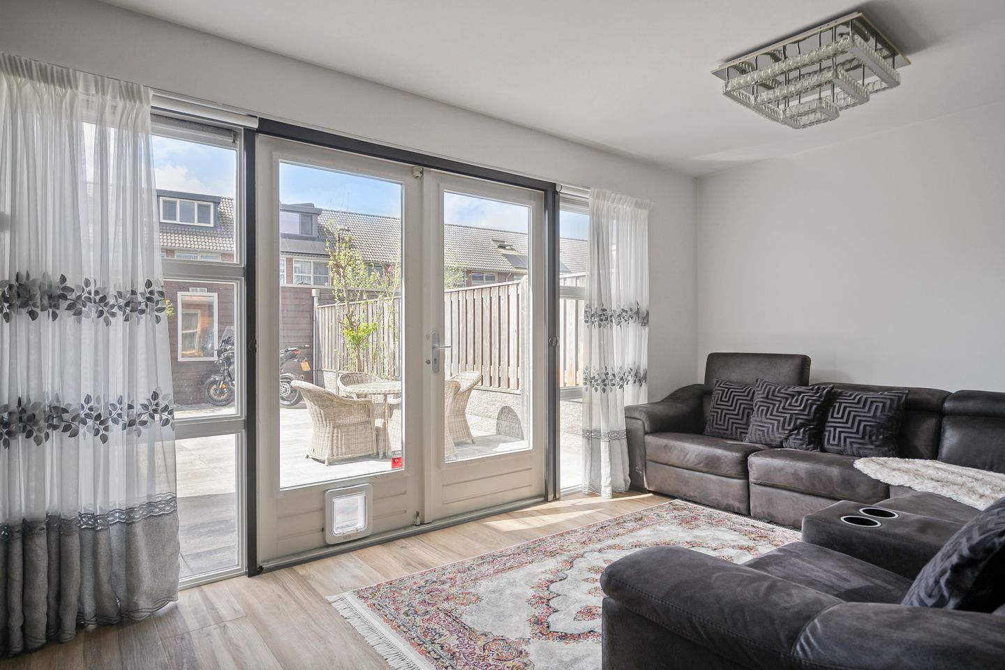 Foto 10 van A. Roland Holststraat 22