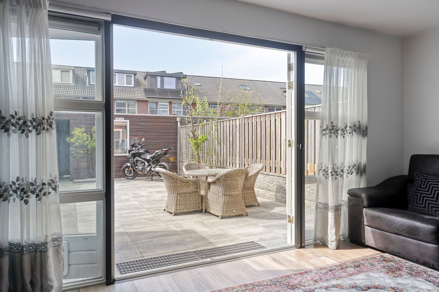 Foto 14 van A. Roland Holststraat 22