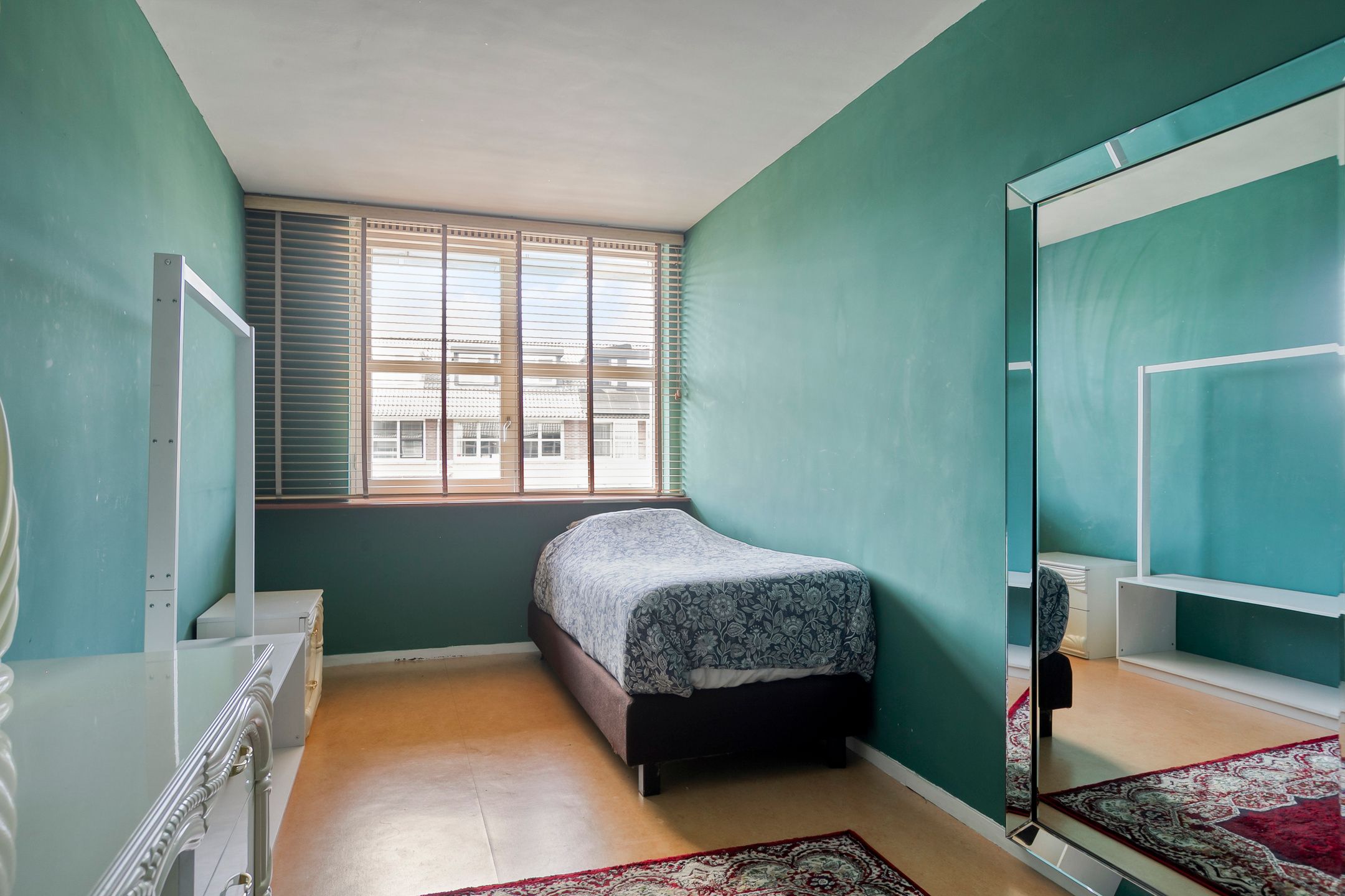 Foto 21 van A. Roland Holststraat 22