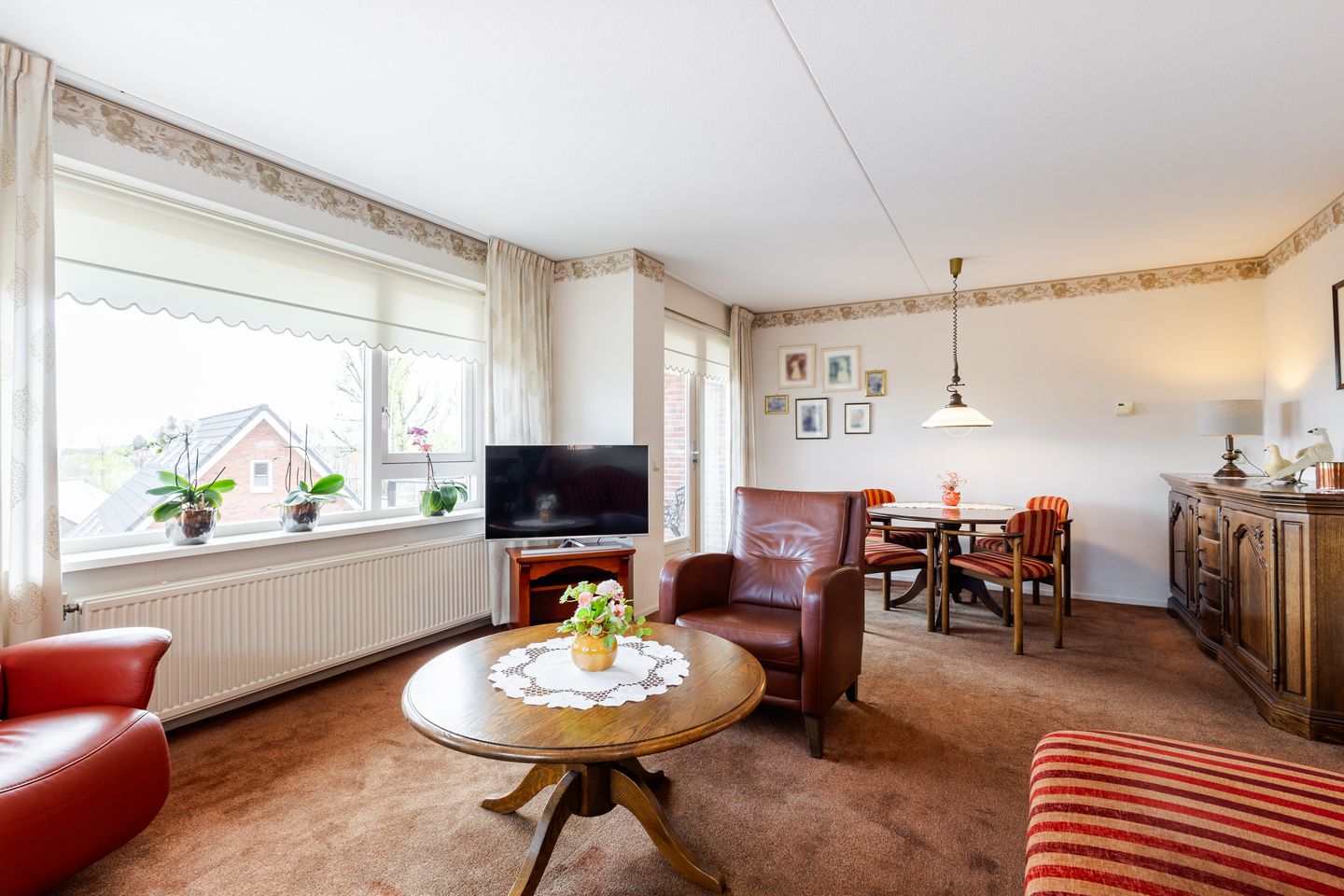 Photo 14 of Voorstraat 54-D