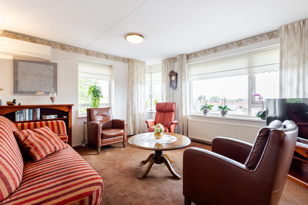 Photo 13 of Voorstraat 54-D