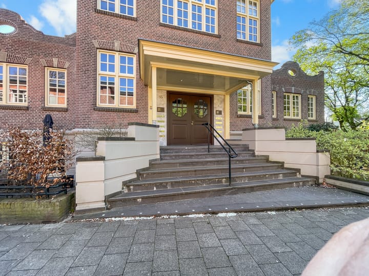 Foto 2 van Badhuislaan 15-E