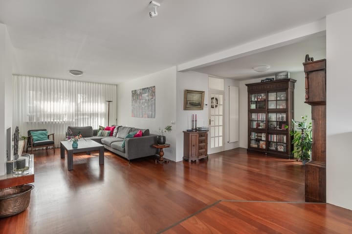 Foto 2 van Tienhont 32