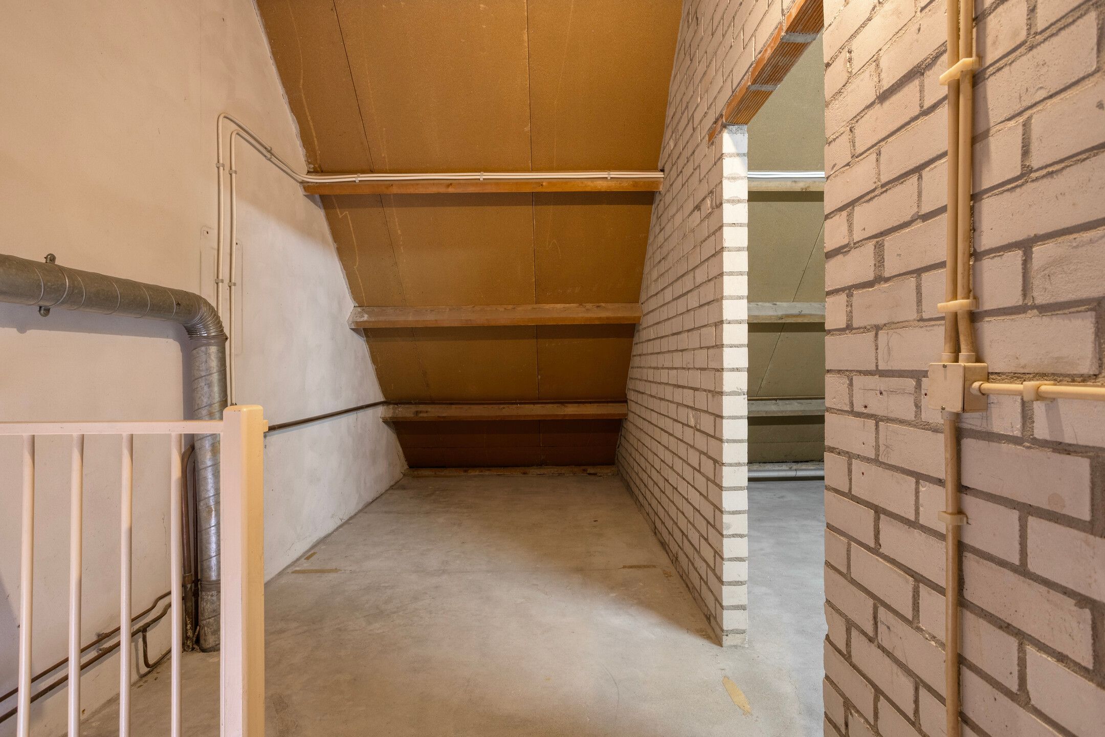 Photo 30 of Hendrik Luytenstraat 5