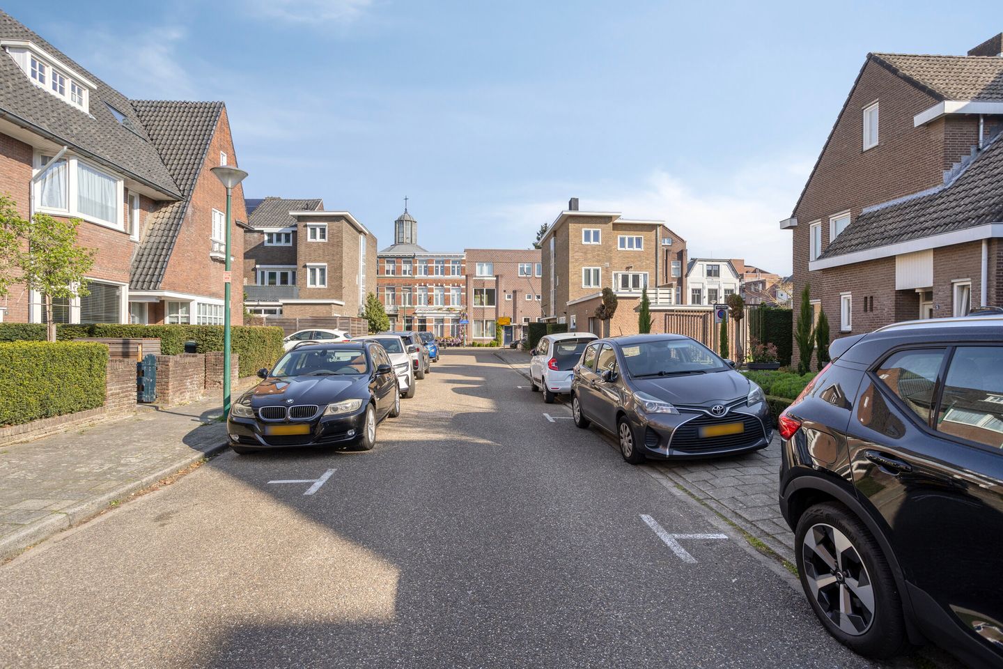 Photo 40 of Hendrik Luytenstraat 5