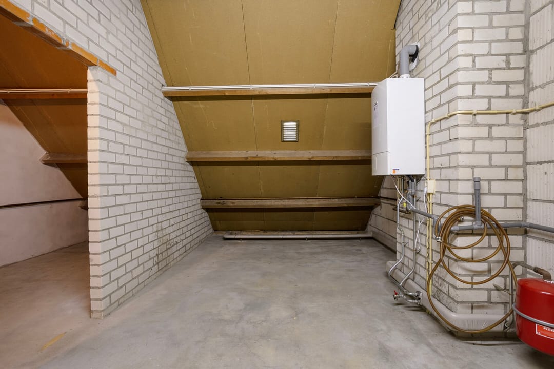 Photo 31 of Hendrik Luytenstraat 5