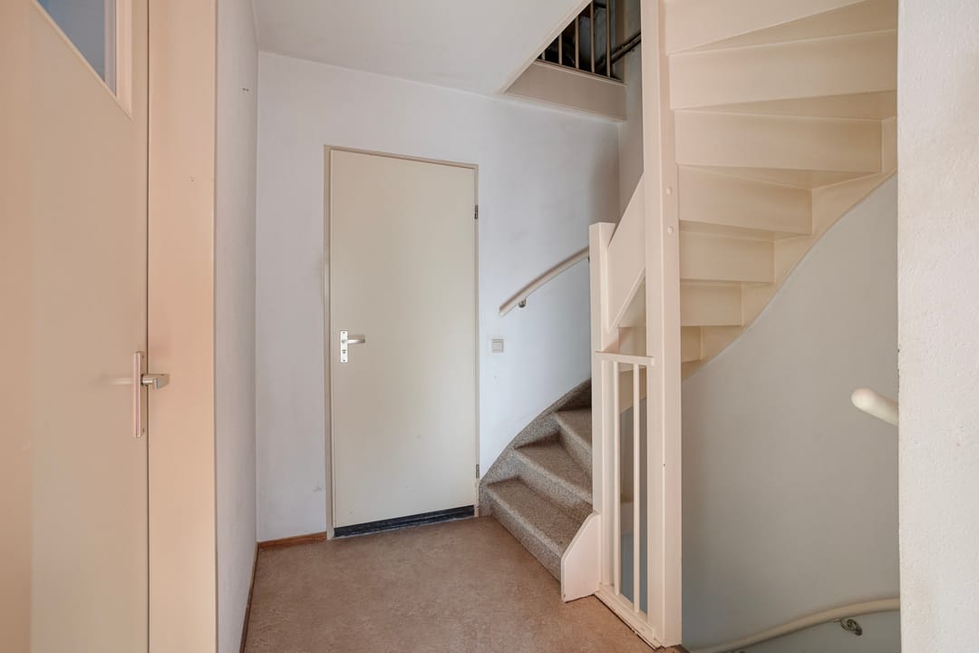Photo 17 of Hendrik Luytenstraat 5