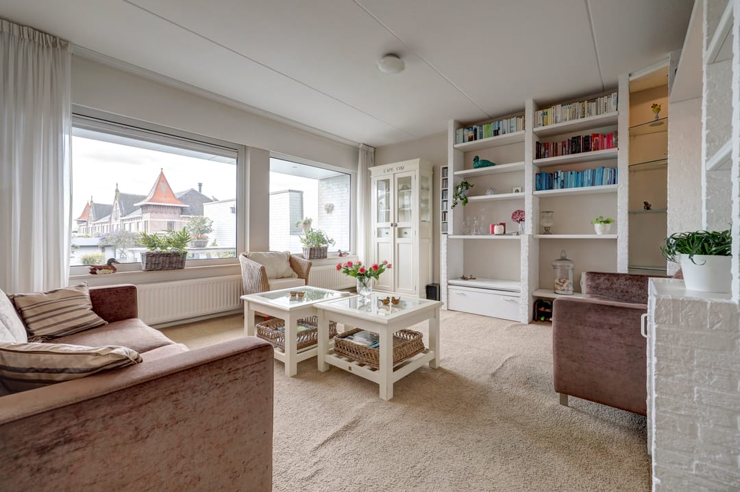 Photo 11 of Grotestraat 202-B