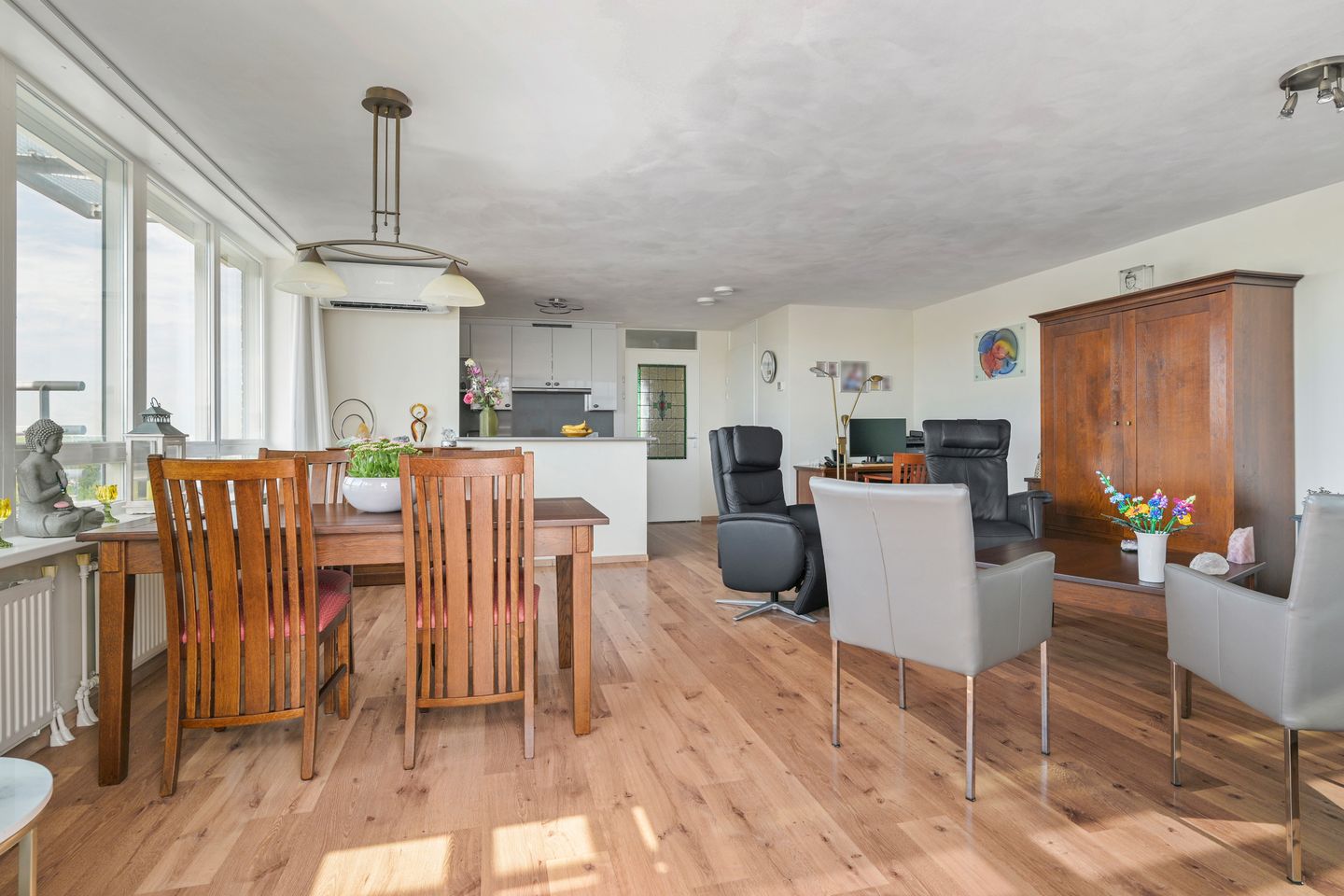 Photo 14 of Mathildastraat 7-T